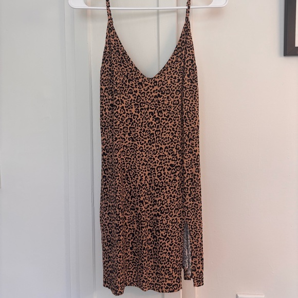 REFORMATION - Marlowe Leopard Print Mini Dress (XS) in Brown & Black - Like New! - Picture 3 of 5
